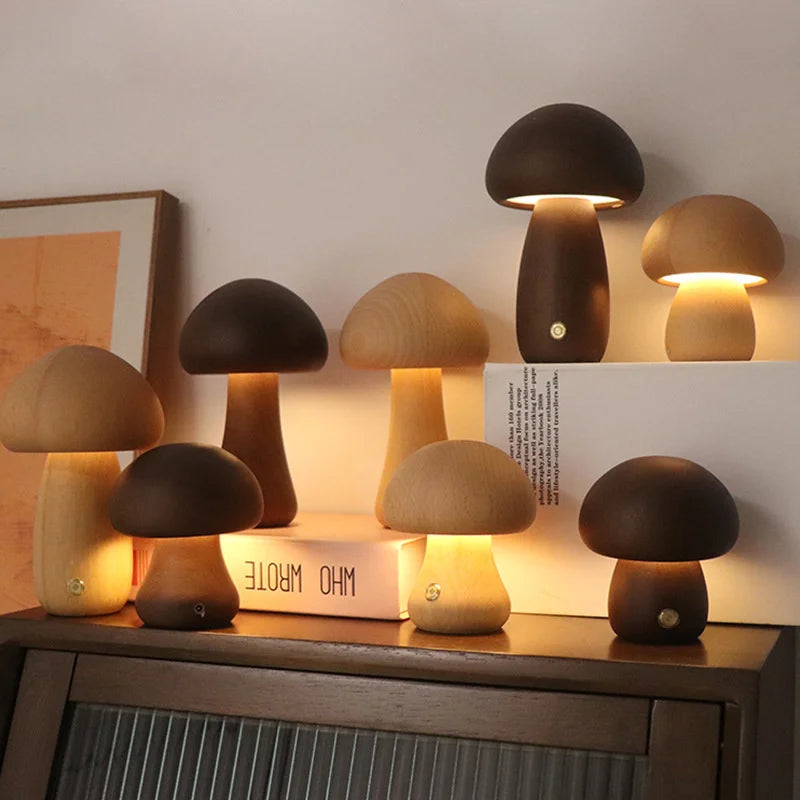 Lampe LED en bois style champignon